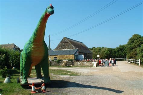 isle of wight dinosaur farm.